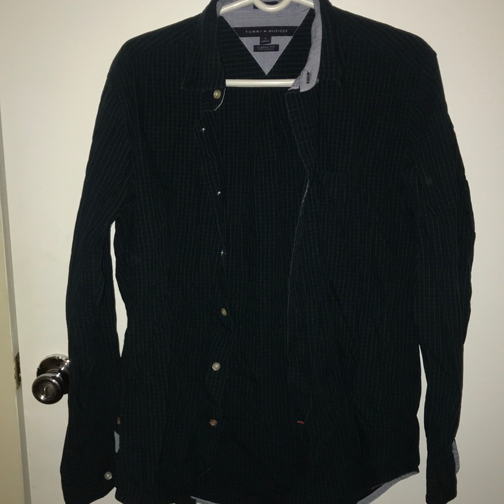 Button down tommy